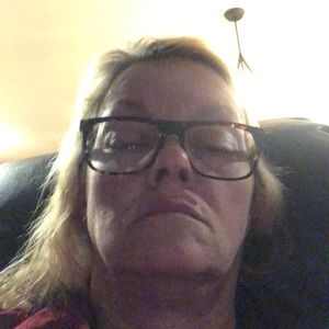 Meet your Posher, Pam